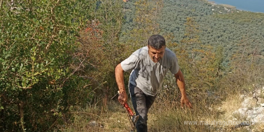 Kaçak kazı yapanlar muhtara takıldı