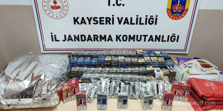 Kaçakçılar jandarmadan kaçamadı