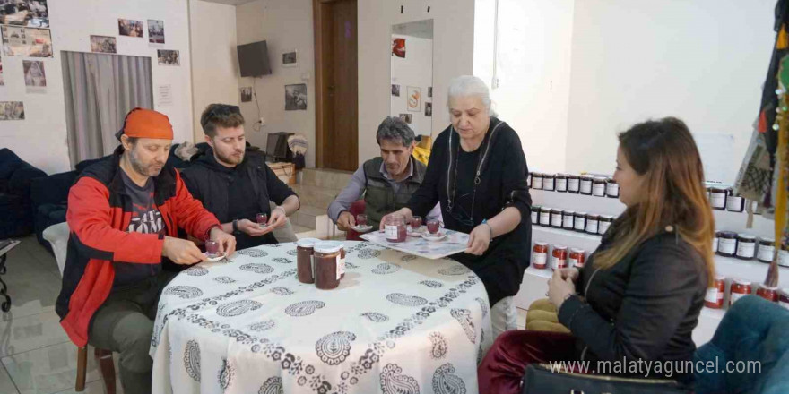 Kadın girişimciler kurdukları kooperatifle yöresel ürünlere değer katıyorlar