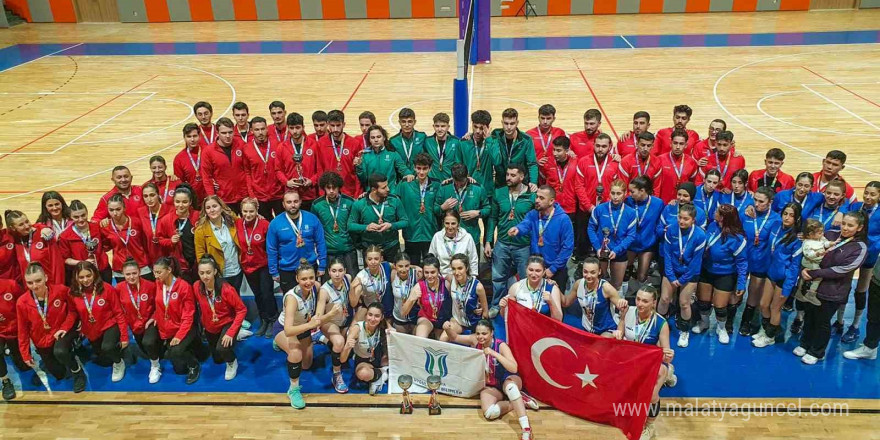 Kadın ve erkek voleybolda bölgesel lig şampiyonu SUBÜ oldu