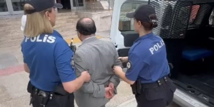 Kadına şiddet suçundan aranıyordu, kadın polislere yakalandı