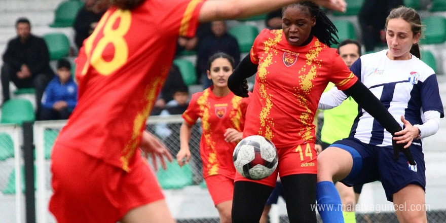 Kadınlar 1. Lig B Grubu: Kayseri Kadın FK: 2 - Adana İdman Yurdu: 1