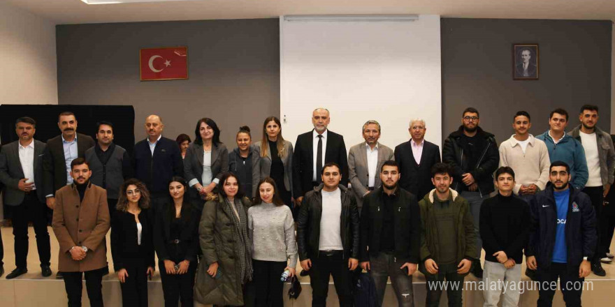 KAEÜ’de ’Gençlerde Sınav Korkuları’ Konferansı