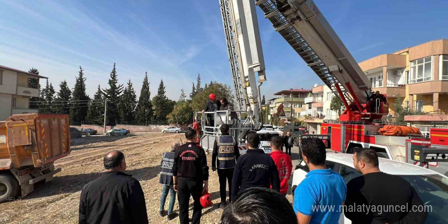 Kahramanmaraş’ta rehin alınan aileyi özel harekat polisi kurtardı