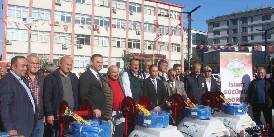 Kahverengi Kokarcayla mücadele için üreticiye ilaçlama makinesi dağıtıldı