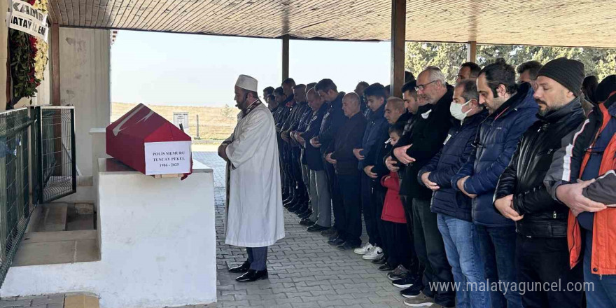 Kalp krizi geçiren polis memuru hayatını kaybetti