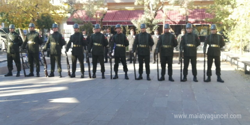 Kansere yenik düşen emekli astsubay ve emekli polis memuru son yolculuklarına uğurlandı