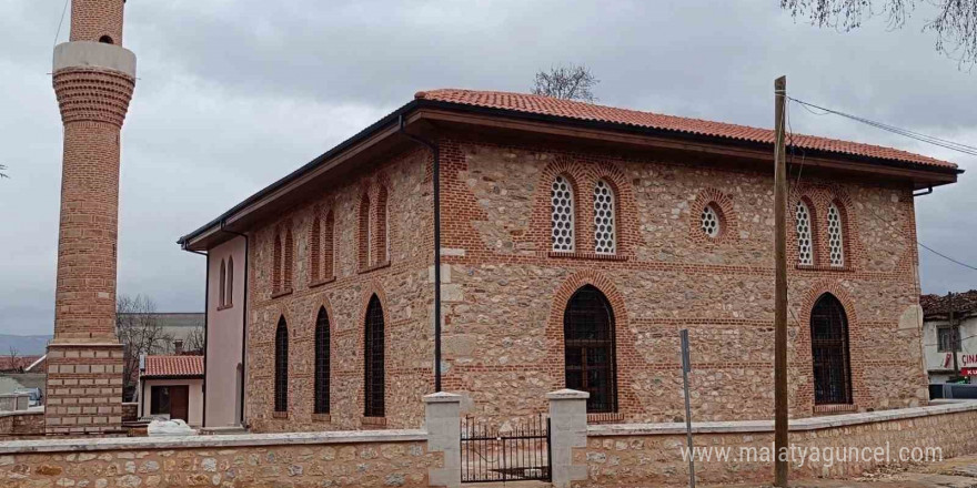 Kara Mustafa Paşa Camii ibadete açılıyor