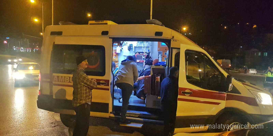 Karabük’te iki otomobil çarpıştı: 2 yaralı