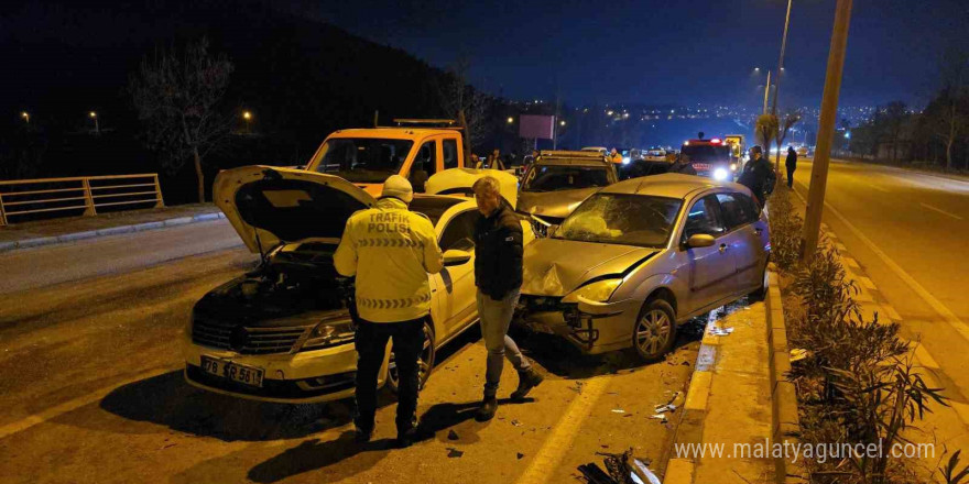 Karabük’te zincirleme kaza: 5 yaralı