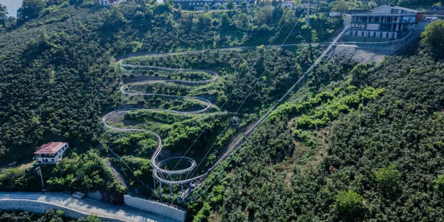 Karadeniz’in ilk ve tek ’dağ kızağı’ 3 ayda yarım milyonu ağırladı