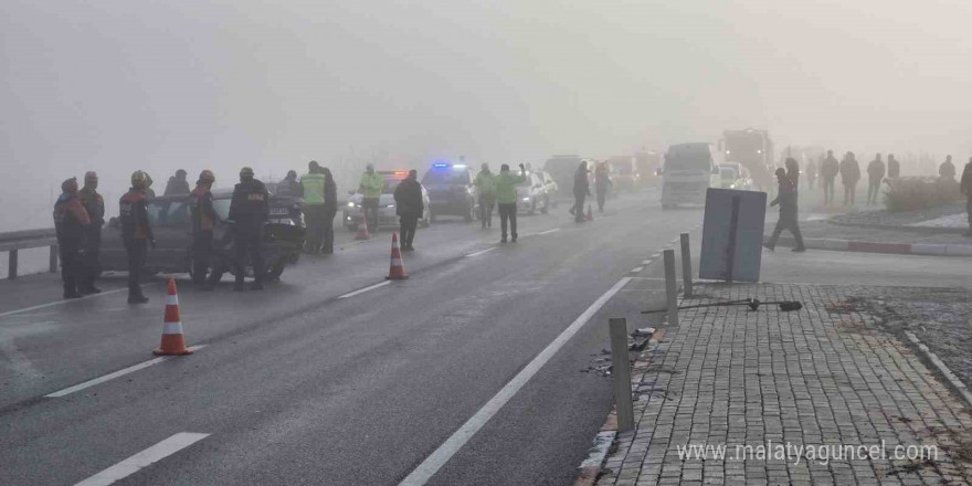 Karaman’da 13 aracın karıştığı zincirleme kazada 7 kişi yaralandı