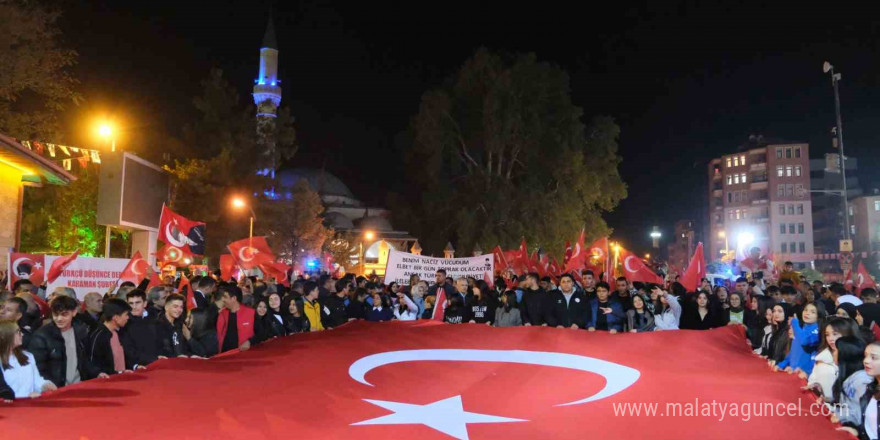 Karaman’da 29 Ekim coşkusu