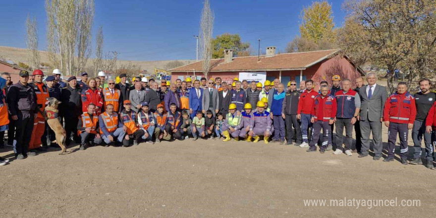 Karaman’da düzenlenen yerel saha tatbikatı gerçeğini aratmadı