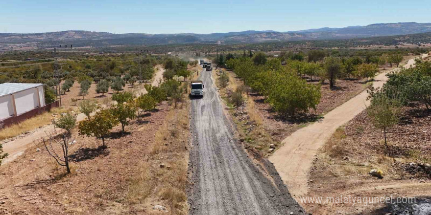 Karpuzkaya - Serintepe yolu yenilendi