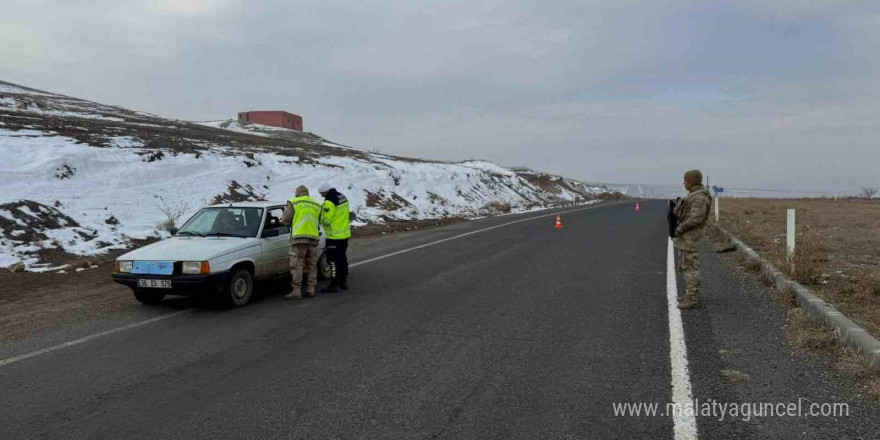 Kars’ta 8 araç trafikten men edildi