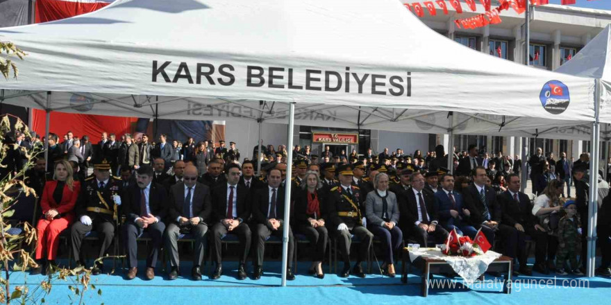 Kars’ta Cumhuriyet Bayramı coşkuyla kutlandı