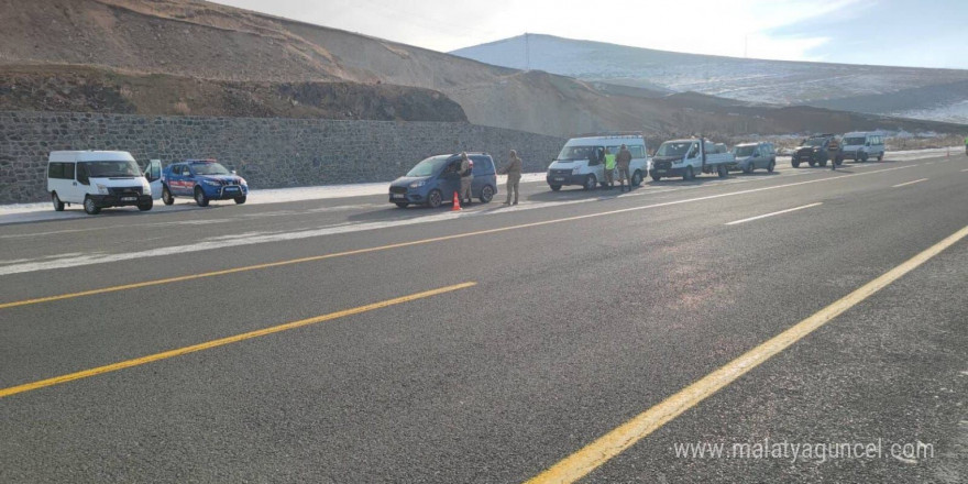 Kars’ta jandarma uygulamaları sürüyor