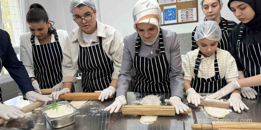 Kasımpaşa Oya Kayacık ÇES Gastronomi Atölyesi açıldı