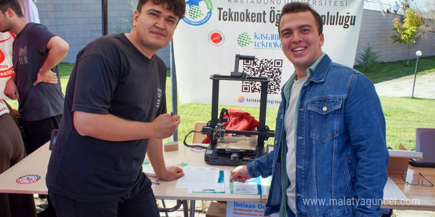 Kastamonu Üniversitesi’nde, “Öğrenci Toplulukları Tanıtım Günleri” başladı