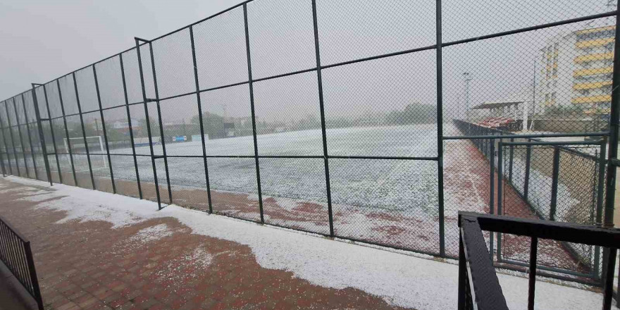 Kastamonu’da dolu yağışı etkili oldu