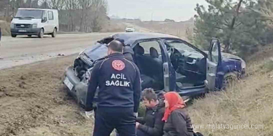 Kastamonu’da takla atan otomobildeki 3 kişi yaralandı