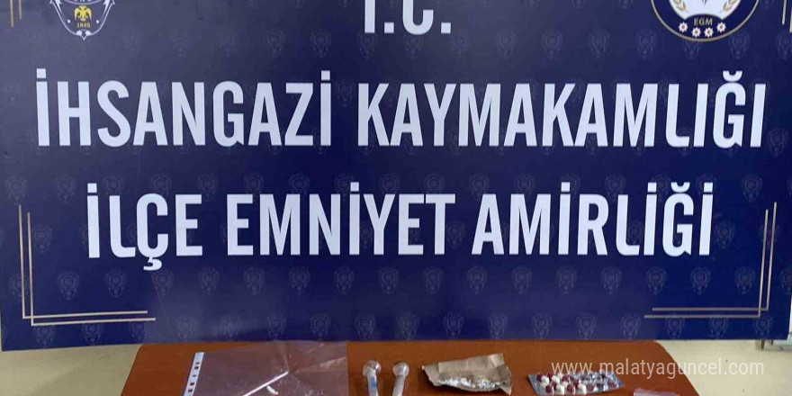 Kastamonu’da  uyuşturucu operasyonu: 3 gözaltı