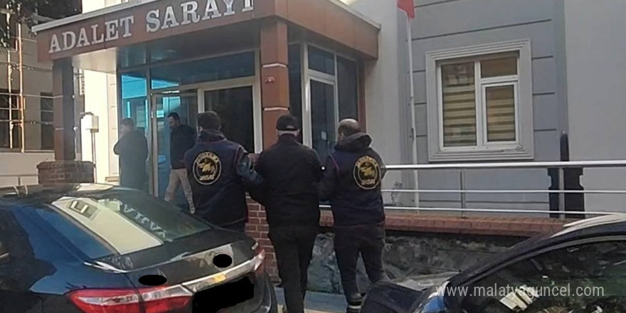 Kasten adam öldürme ve silahla yağma suçundan aranan 2 firari yakalandı