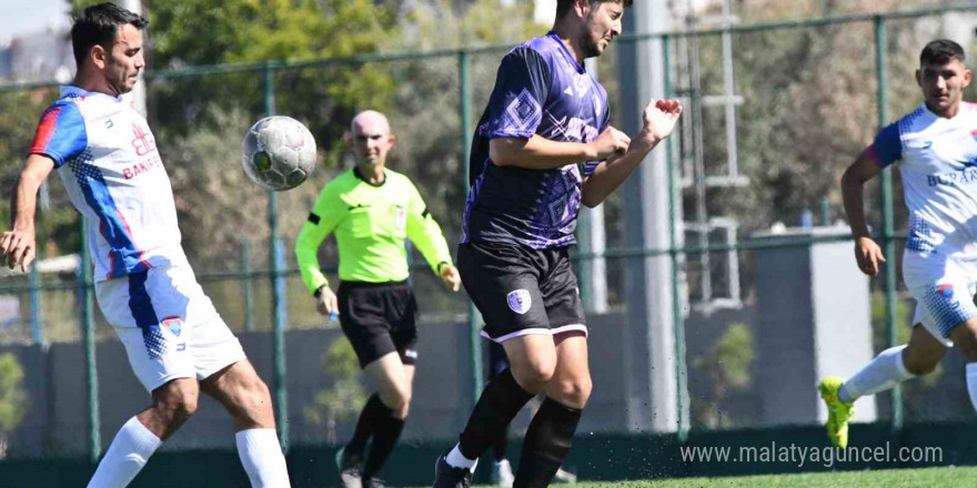 Kayseri 1. Amatör Küme: Kocasinan Ülküspor: 0 - Kalespor: 0