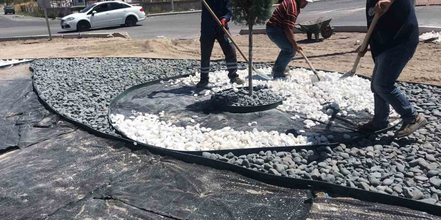 Kayseri Büyükşehir’den 'kuru peyzaj' uygulamaları