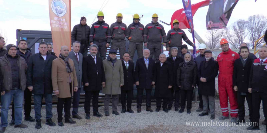 Kayseri Sera OSB için kullanılacak jeotermal su sondadan çıktı