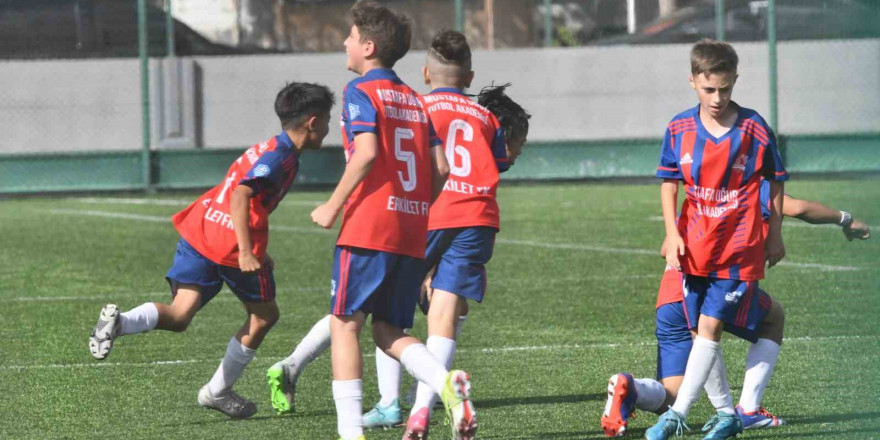 Kayseri U-12 Ligi’nde şampiyon Zeki Akparlarspor oldu