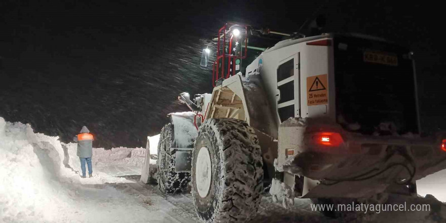 Kayseri’de kapanan 230 mahalle yolu ulaşıma açıldı