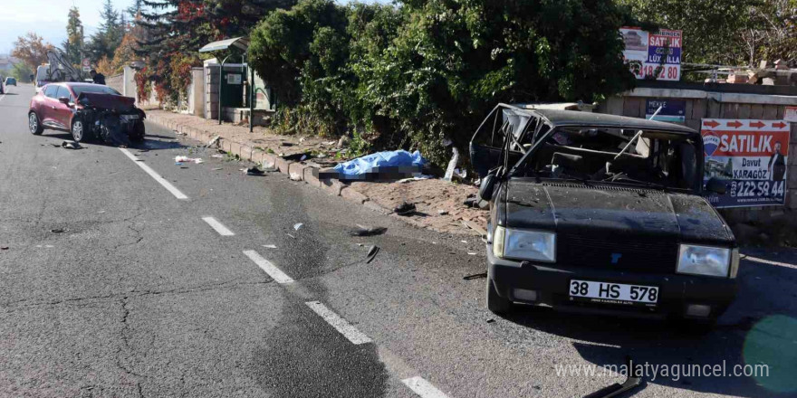 Kayseri’de kaza yapan Tofaş perte çıktı: 1 ölü, 3 yaralı