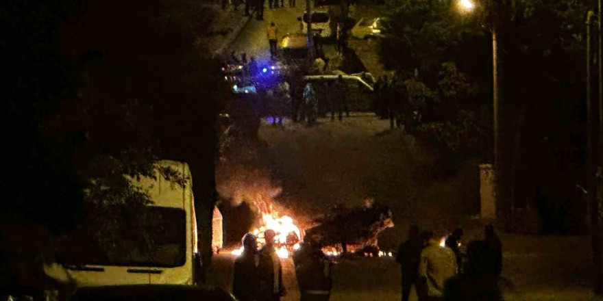 Kayseri’de olaylar dindirilemiyor, olaylarda 10 polis yaralandı