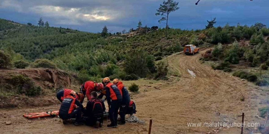 Kaza yapan motokrosçu askeri helikopterle hastaneye kaldırıldı