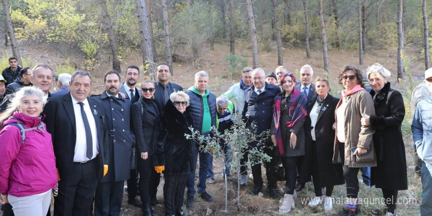 Kazdağları’nda Atatürk’ün anısına fidanlar toprakla buluştu