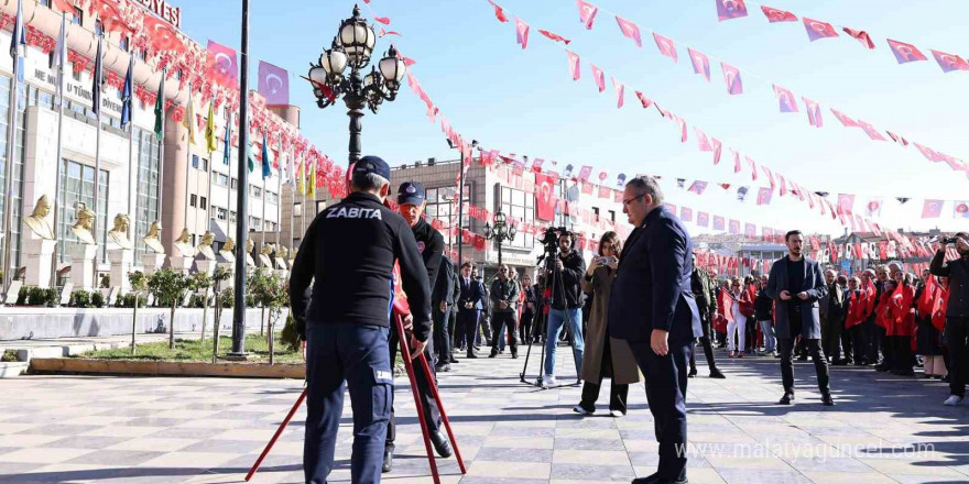 Keçiören’de Cumhuriyet Bayramı’nın 101. yılı kutlandı