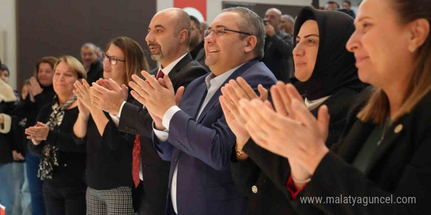 Keçiören’de Halk Ozanı Kızıltuğ anısına özel tiyatro gösterimi