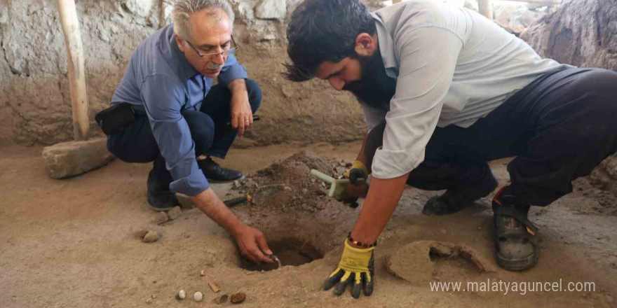 Keşfedilen bin yıllık sanayi sitesinin 150 yıl öncesine kadar kullanıldığı ortaya çıktı