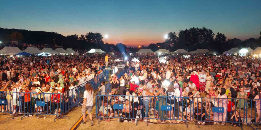 Keşkek Şenliği konserlerle sona erdi