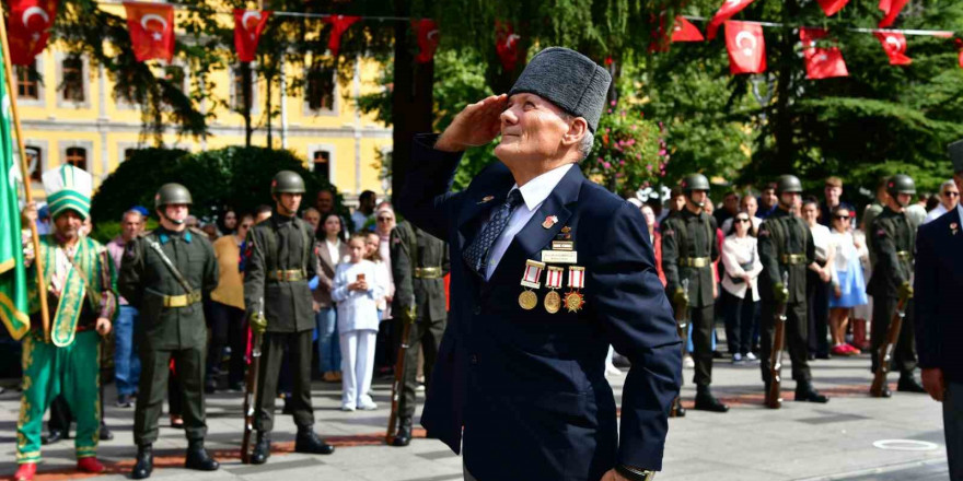 Kıbrıs gazisi 50 yıl sonra göğsünde mermi olduğunu öğrendi, mermiyle mezara gidecek