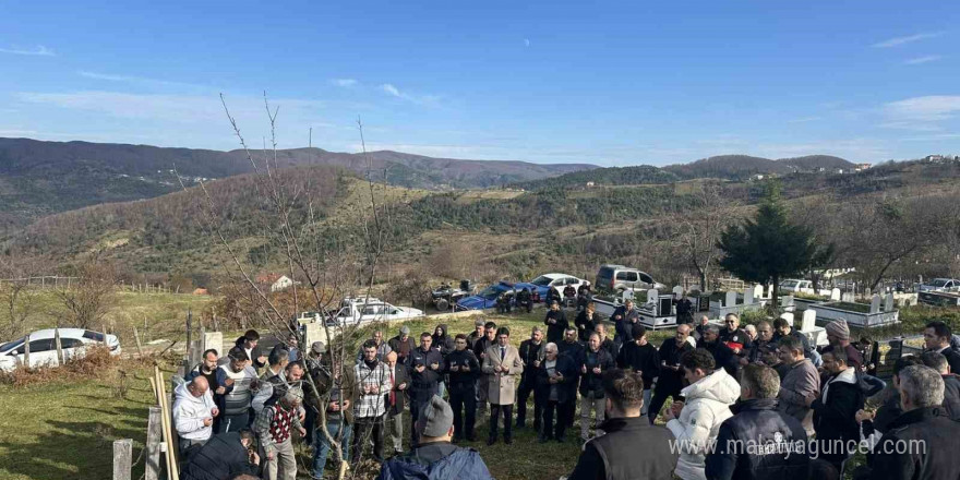 Kıbrıs Gazisi Özmen, Türkeli’de son yolculuğuna uğurlandı