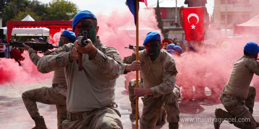 Kilis’te 29 Ekim coşkusu