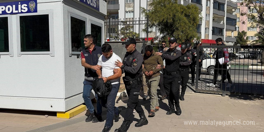 Kilis’te göçmen kaçakçılığı yapan 5 organizatör tutuklandı