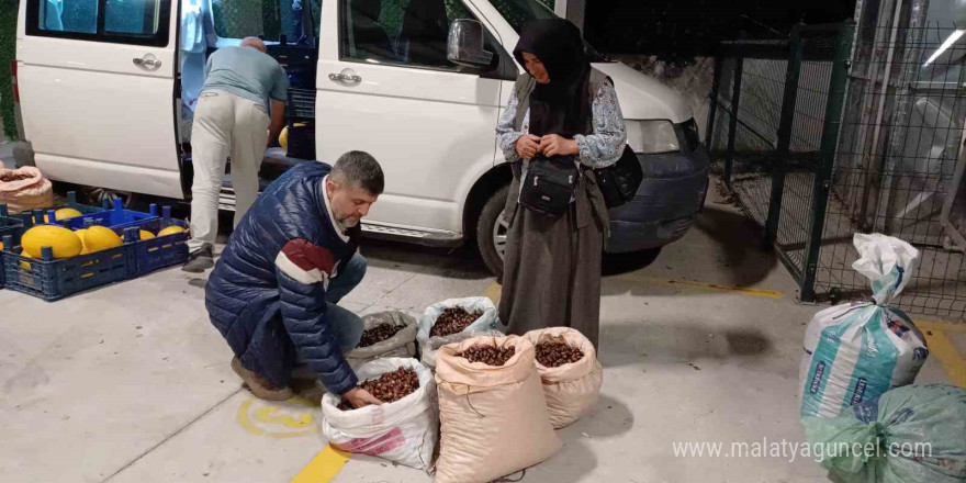 Kilosu 200 lira, kapış kapış satılıyor