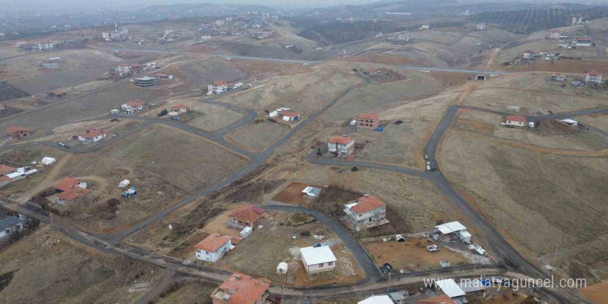 Kıraç Mahallesi’nde yol çalışmaları tamamlandı