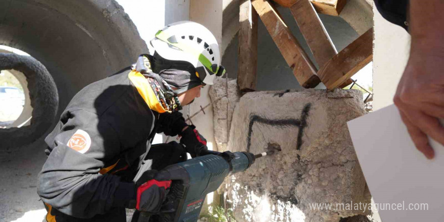 Kırıkkale’de 5.2 büyüklüğünde deprem senaryosuyla tatbikat yapıldı