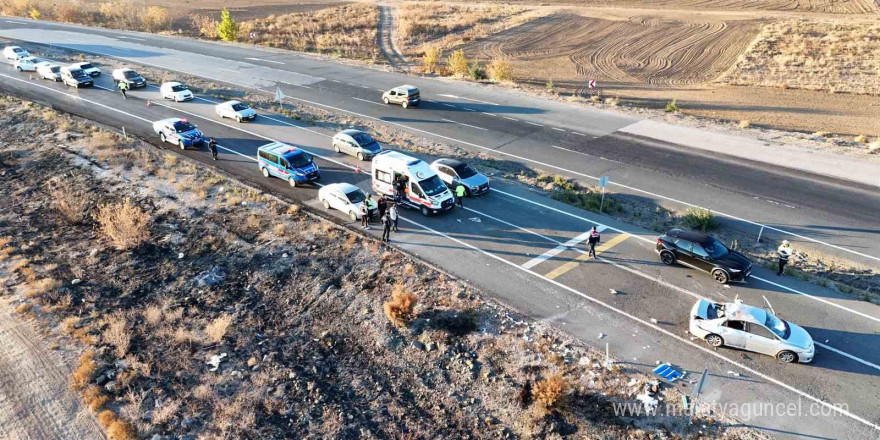 Kırıkkale’de feci kaza: Anne ve oğul hayatını kaybetti, 3 kişi yaralandı