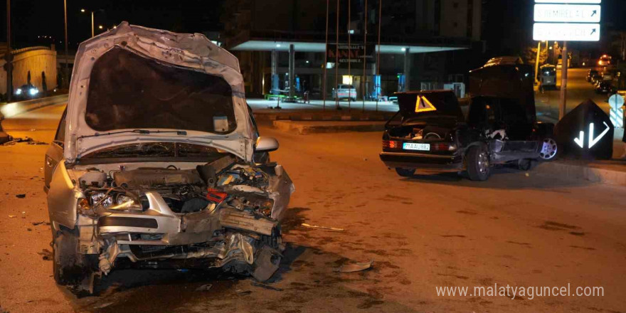 Kırıkkale’de iki otomobil çarpıştı: 1 yaralı